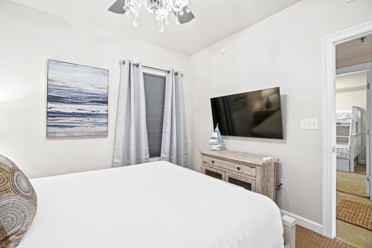Sterling Shores Beach Resort By Panhandle Getaways Destin Exterior photo